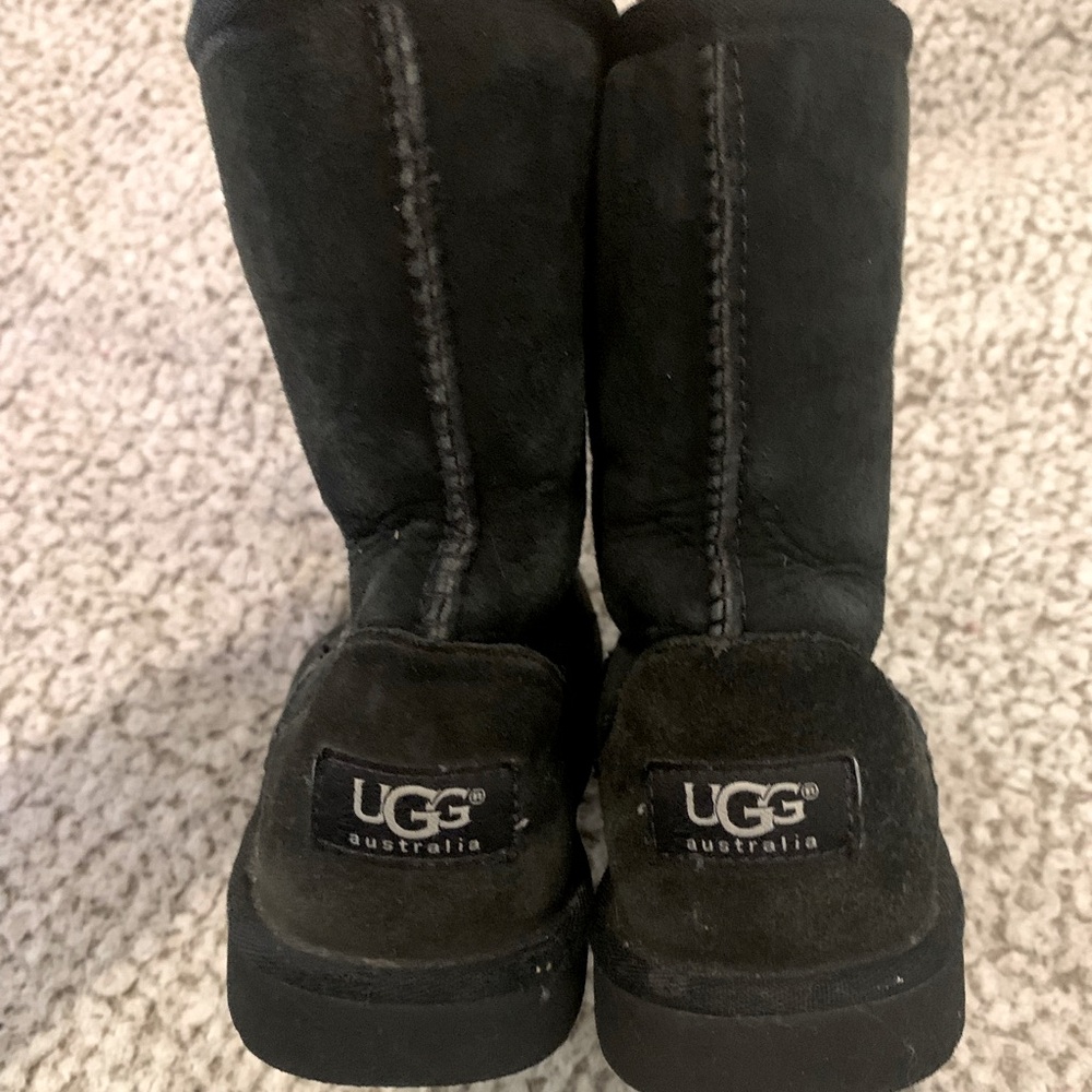 Girls Black Ugg boots